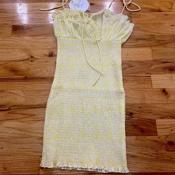 NWT!! Princess Polly dress - Picture 2 of 5